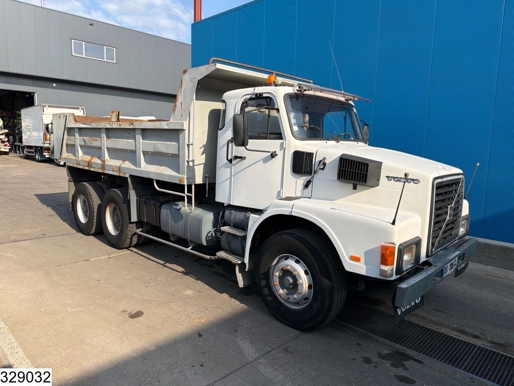 Volvo N 1064 6x4, leaf suspension, PTO, hydraulics