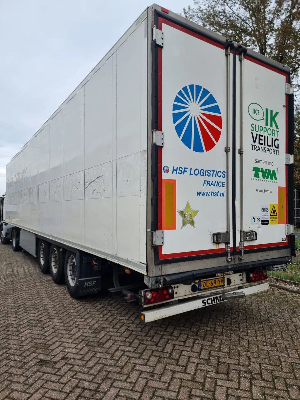 SCHMITZ CARGOBULL SCB*S3B / OL-69-YV