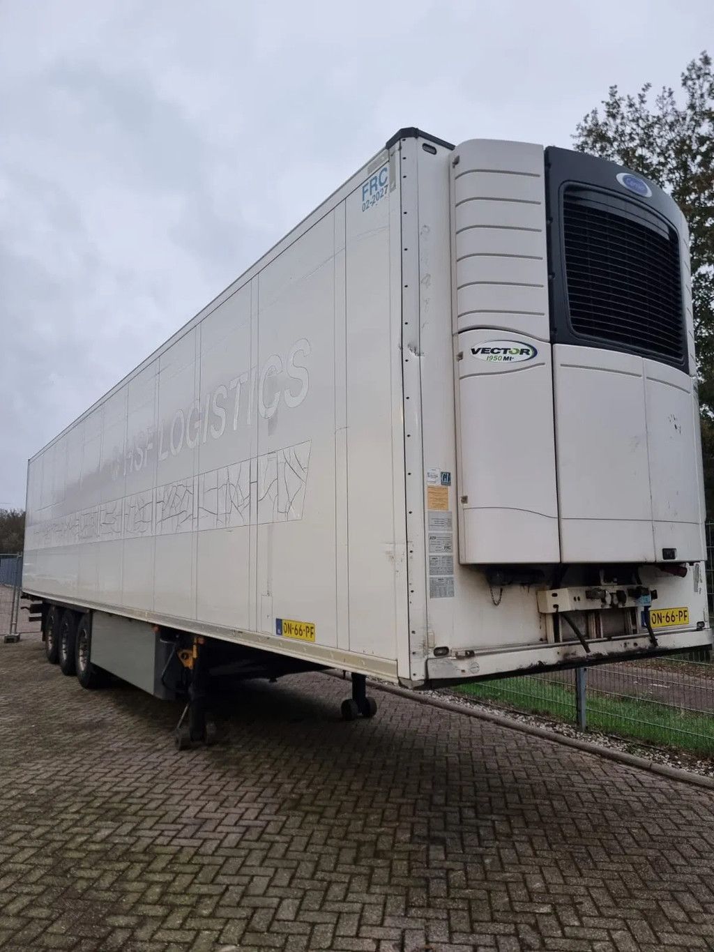 SCHMITZ CARGOBULL SCB*S3B / ON-66-PF
