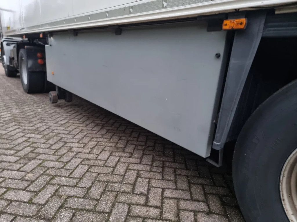 SCHMITZ CARGOBULL SCB*S3B / ON-66-PF