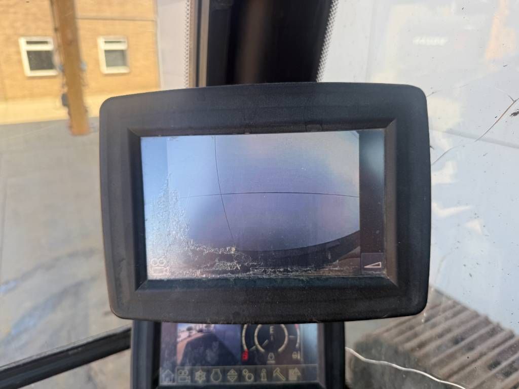Liebherr R926LC - 15 Meter / GPS Prepaired / German Machine