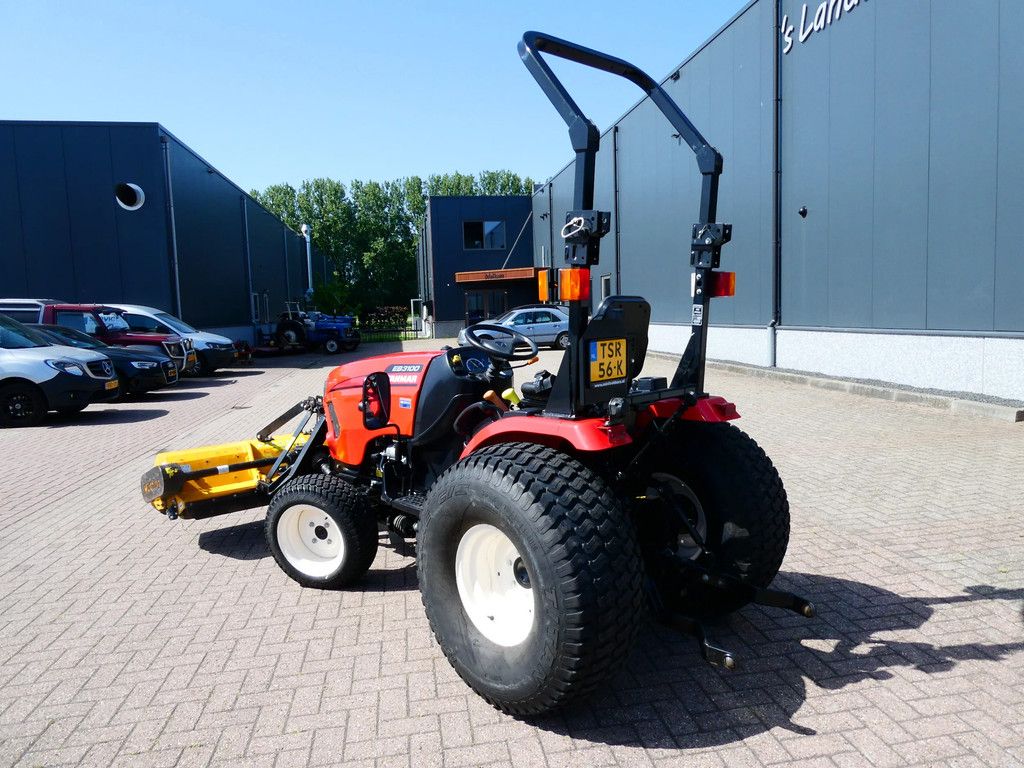 Yanmar EB3100 4wd HST / 00380 Draaiuren / Frontklepelmaaier