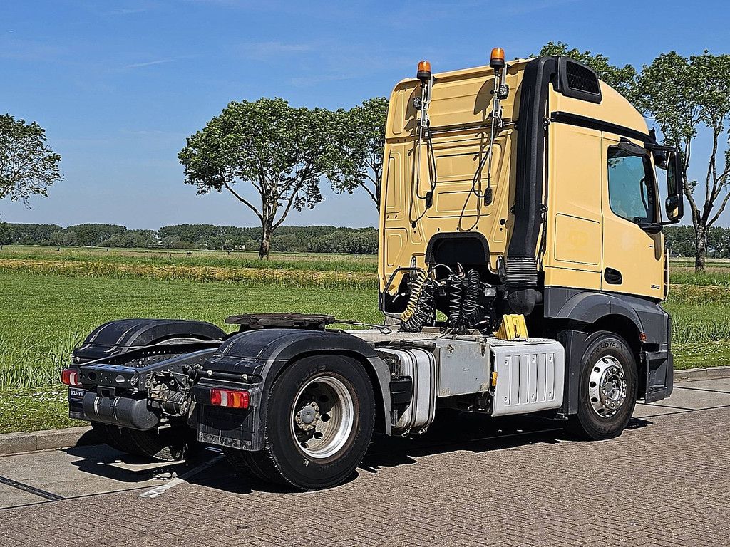 MERCEDES-BENZ ACTROS 1843