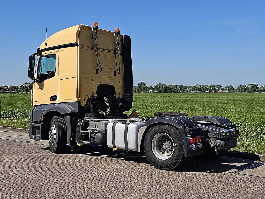 MERCEDES-BENZ ACTROS 1843