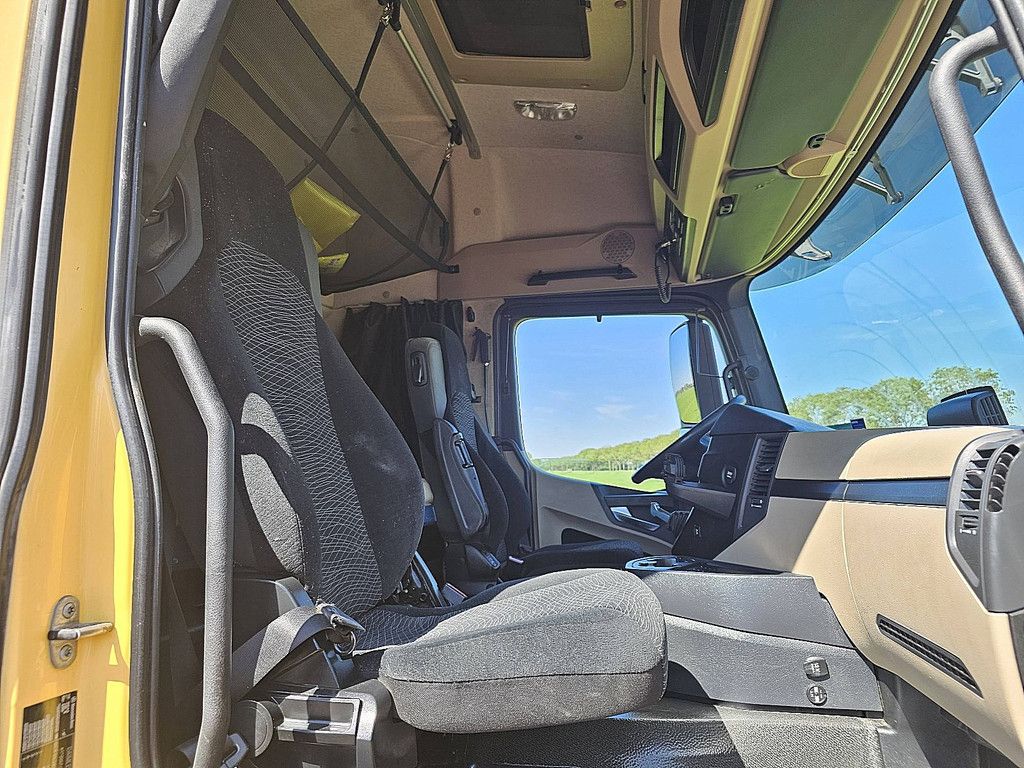 MERCEDES-BENZ ACTROS 1843