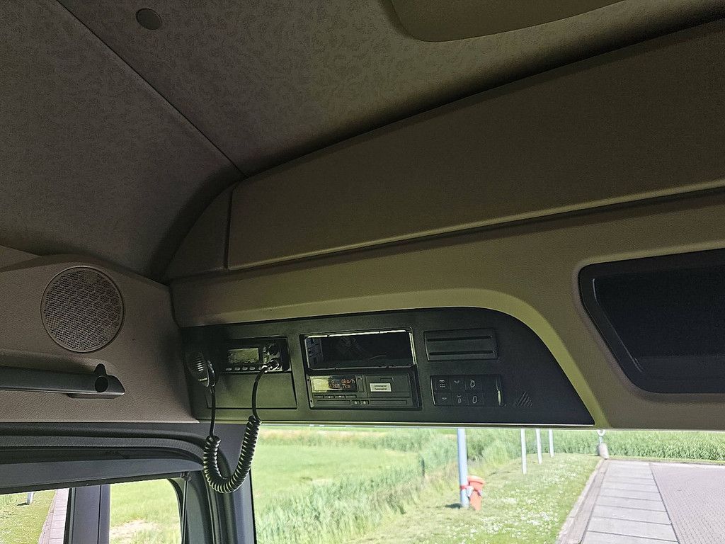 MERCEDES-BENZ ACTROS 1843