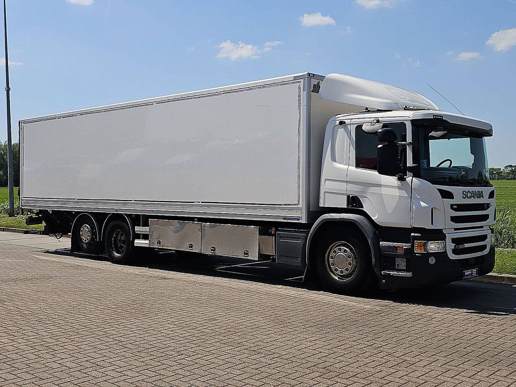 SCANIA P360 6x2*4 mnb taillift