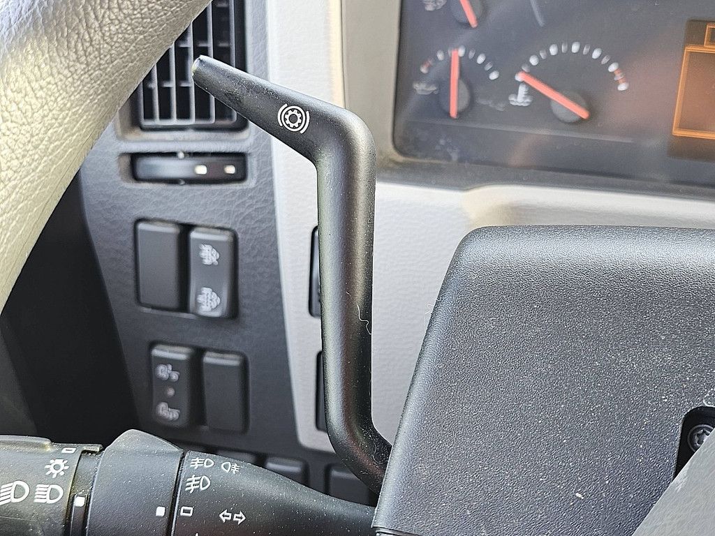 VOLVO FL 250.12 6 cyl. airco