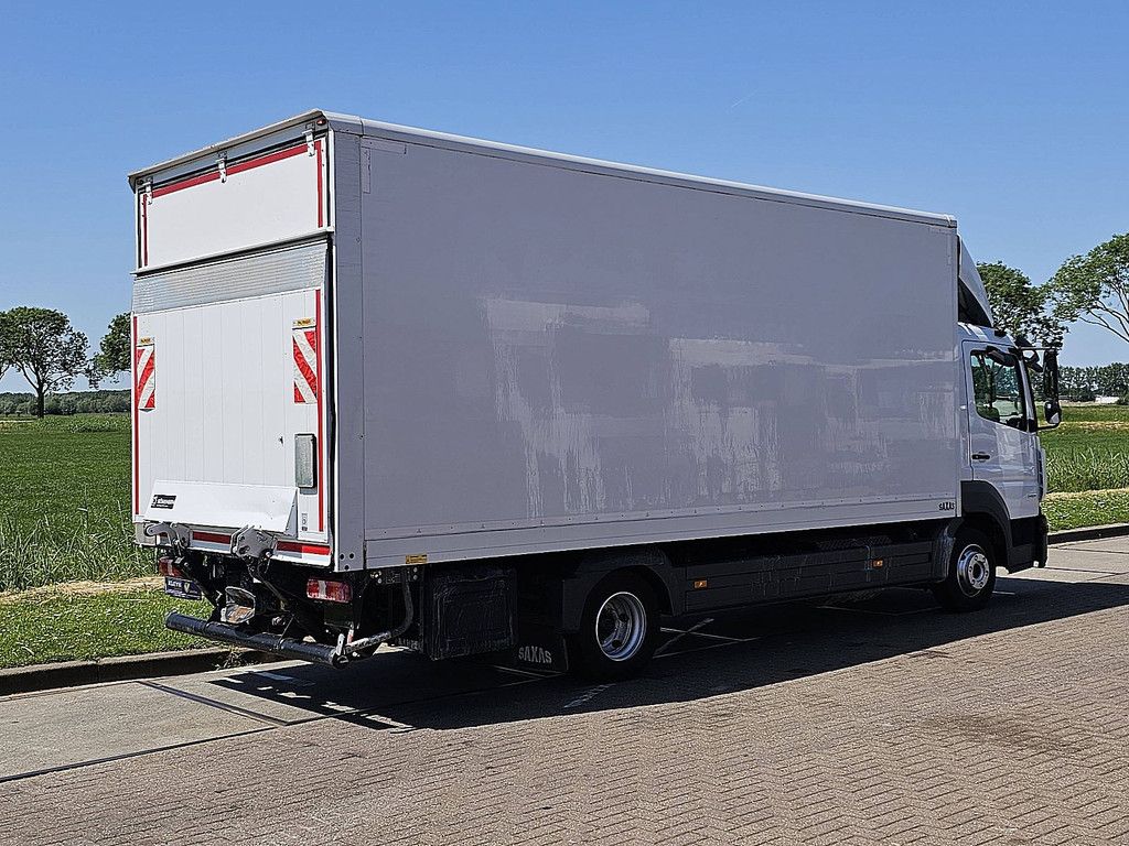 MERCEDES-BENZ ATEGO 818 lift 3 seats airco