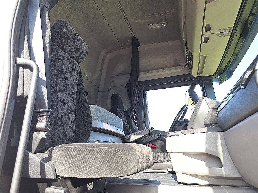SCANIA R450
