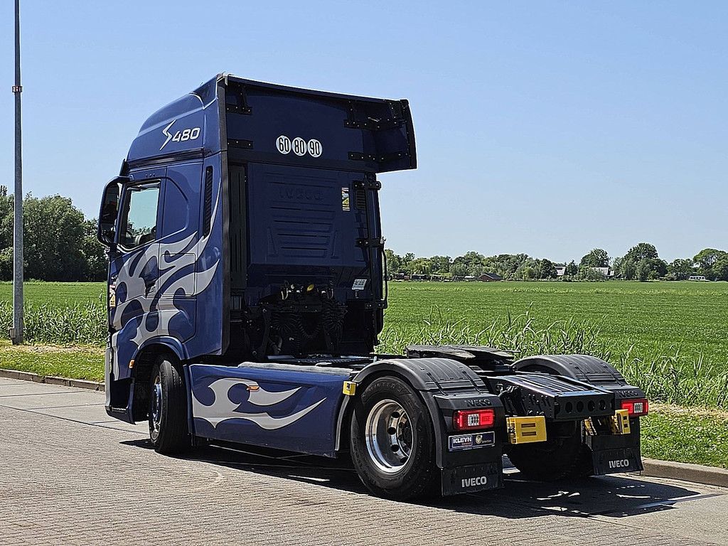 IVECO S-WAY AD190S48 durabright hydr unit