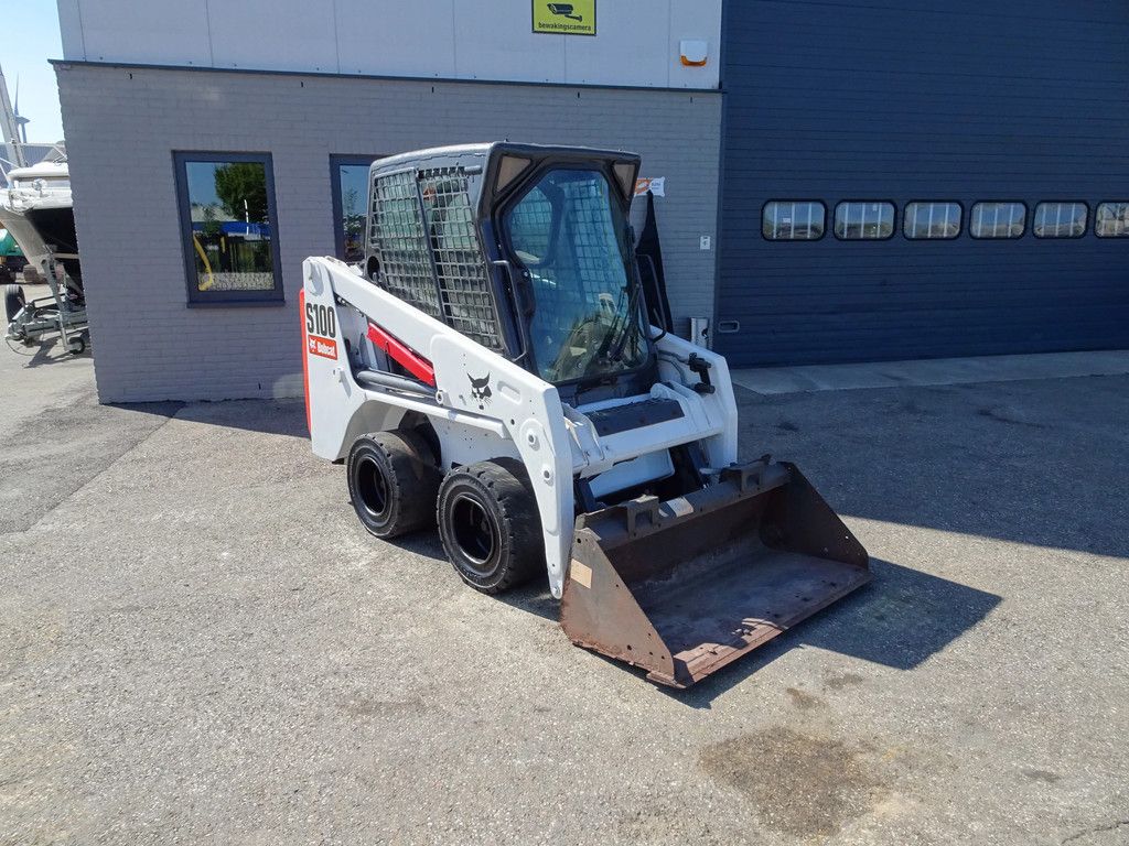 Bobcat S100
