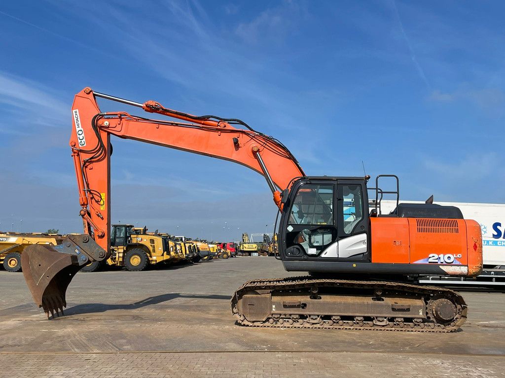 Hitachi ZX210LC-6