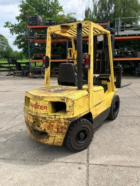 HYSTER diesel heftruck 3 ton met 3-delige mast