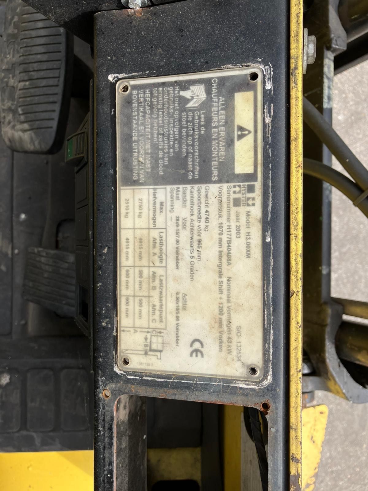 HYSTER diesel heftruck 3 ton met 3-delige mast