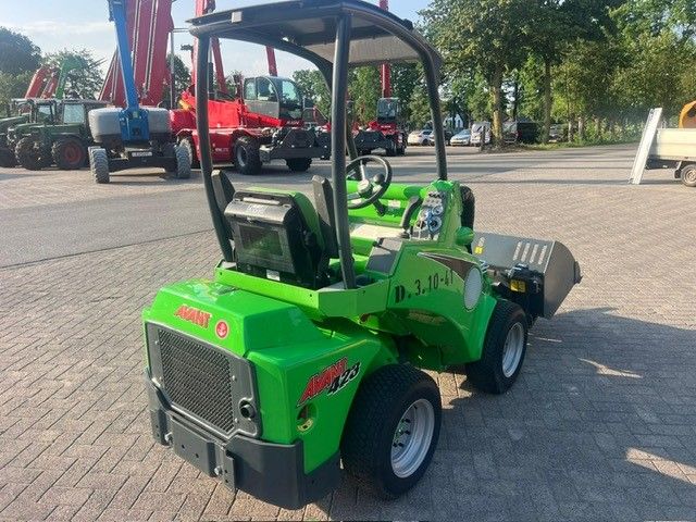 Demo Avant 423 minishovel 1080 kgs