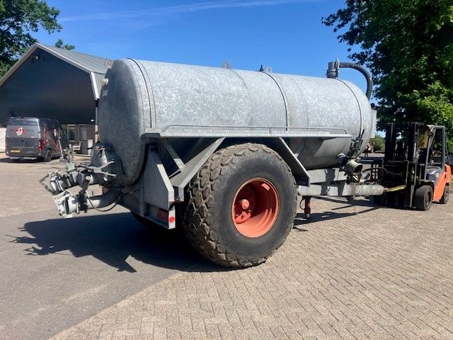 Gebruikte JAKO 8000 watertank