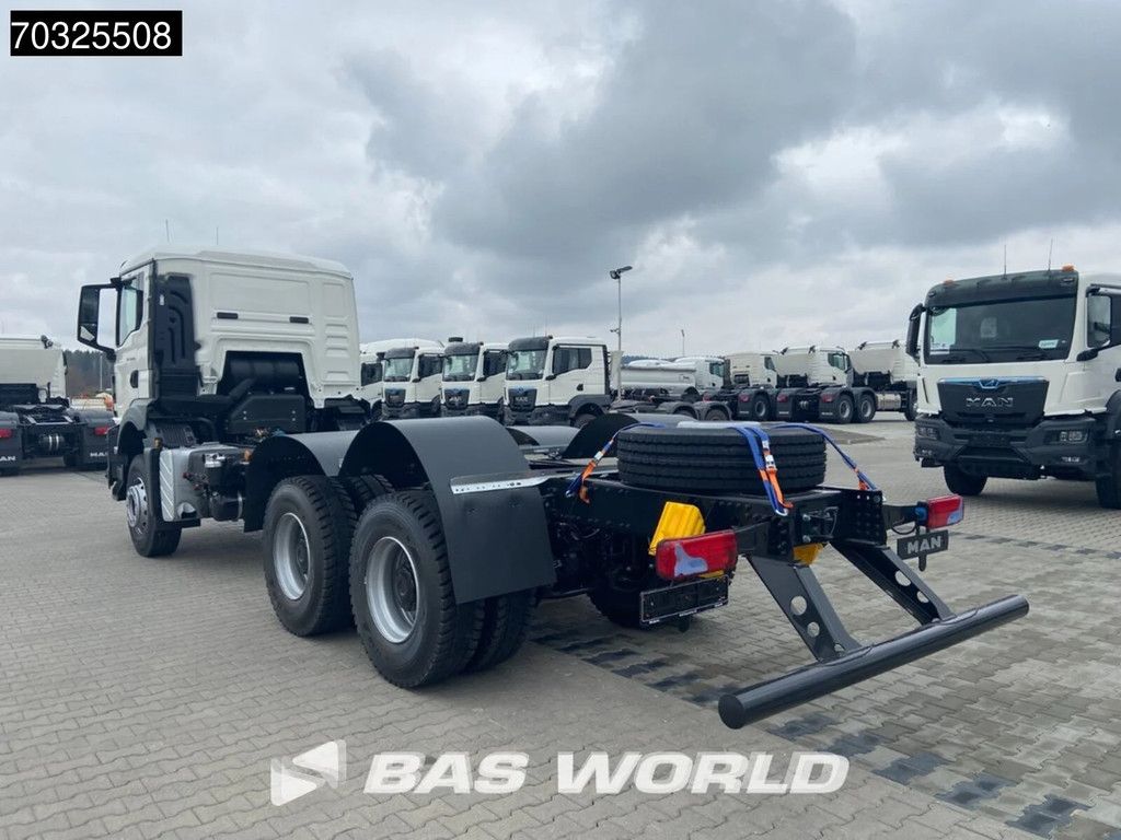 MAN TGS 33.400 6X4 NEW 6x4 chassis! Steelsuspension Big-Axle Manual EURO 2