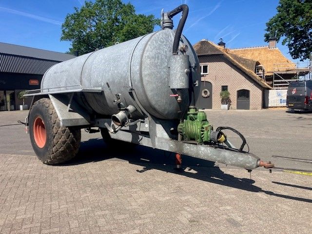 Gebruikte JAKO 8000 watertank