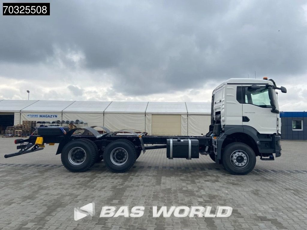 MAN TGS 33.400 6X4 NEW 6x4 chassis! Steelsuspension Big-Axle Manual EURO 2
