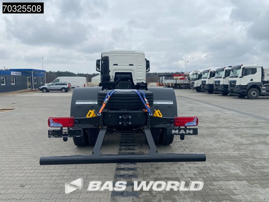 MAN TGS 33.400 6X4 NEW 6x4 chassis! Steelsuspension Big-Axle Manual EURO 2