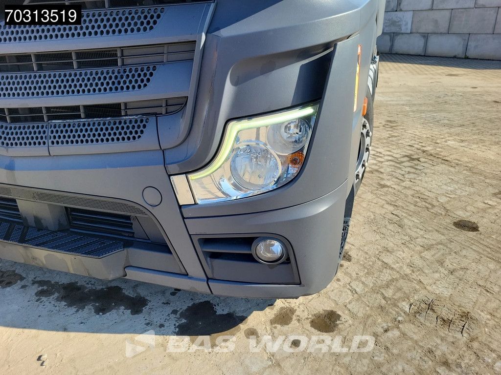 Mercedes Actros 1845 4X2 Bigspace Lowdeck Mirrorcam 2x Tank