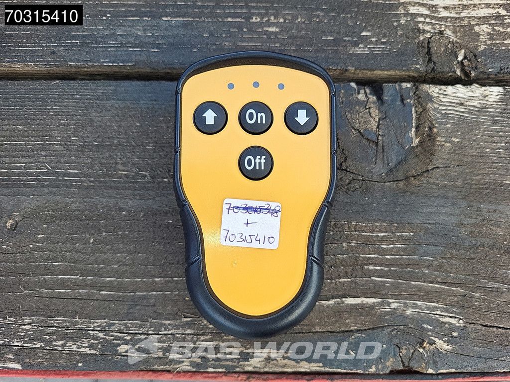 Doll T4H 0 S3 T4H-0S3 4 Achsen Full Steered Remote Gooseneck