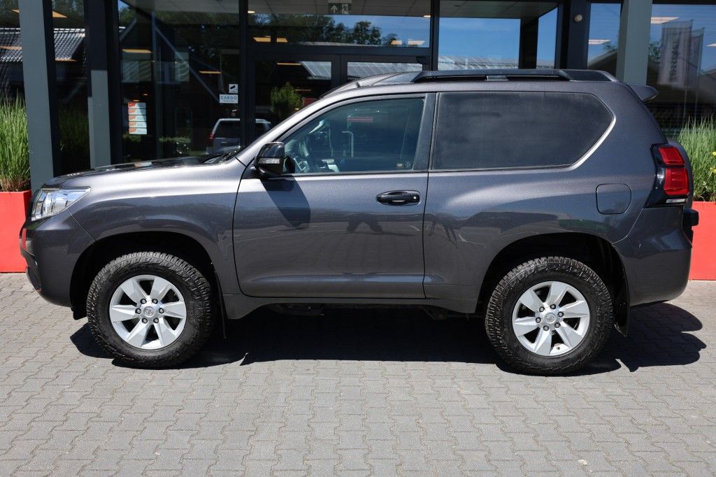 Toyota Landcruiser 150 2.8 D-4D 3DRS COMFORT A/T VAN