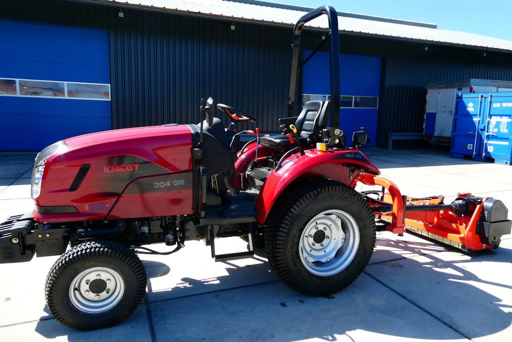 Knegt 304G2 DEMO met maaier