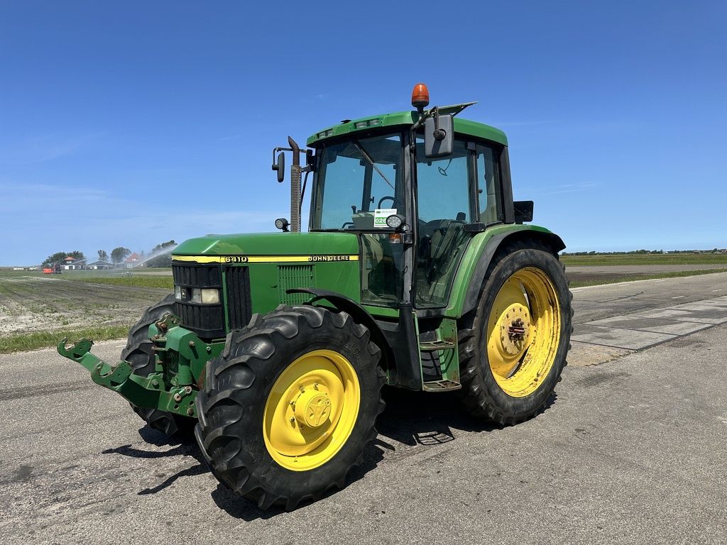 John Deere 6410