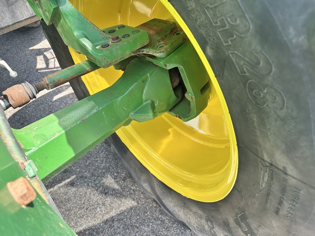 John Deere 6410