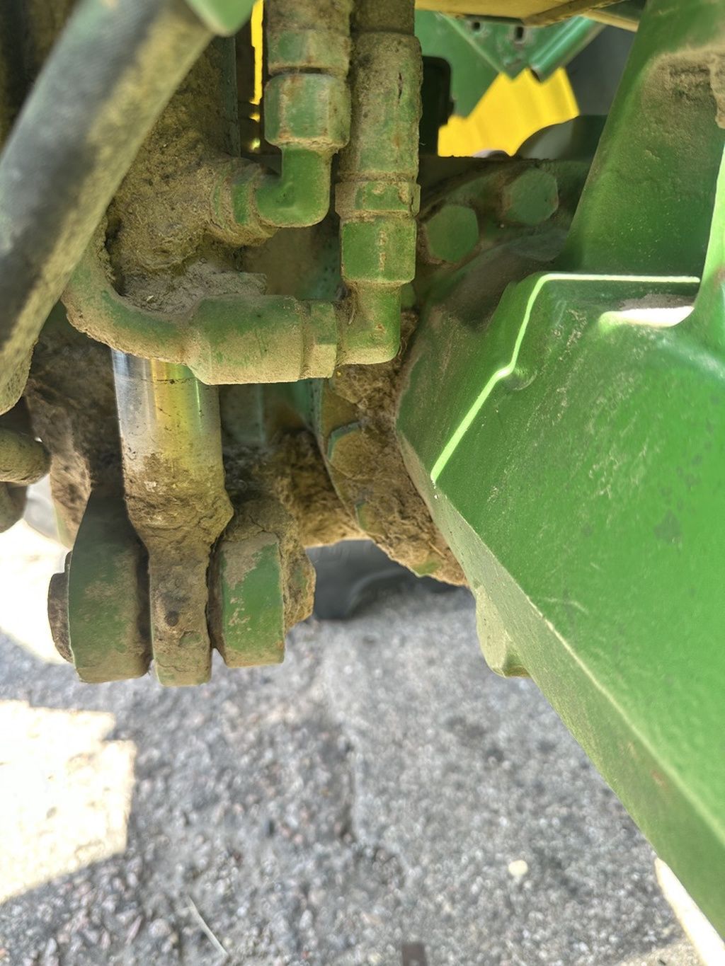 John Deere 6410