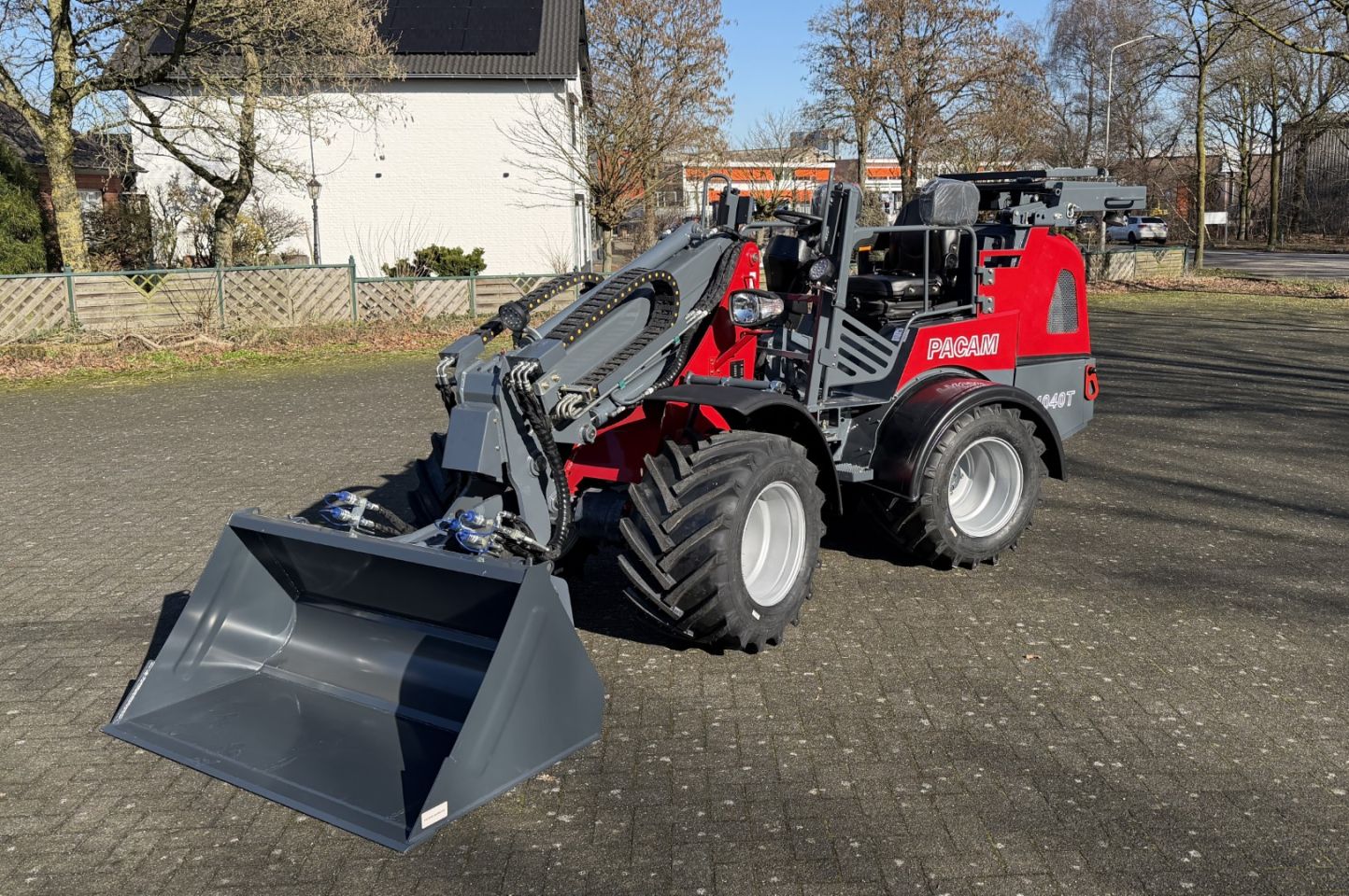 PACAM 4040T Telescopic Mini-loader