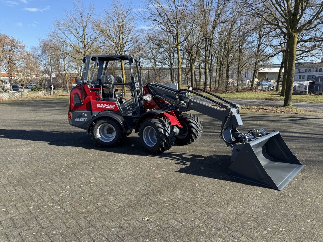 PACAM 4040T Telescopic Mini-loader