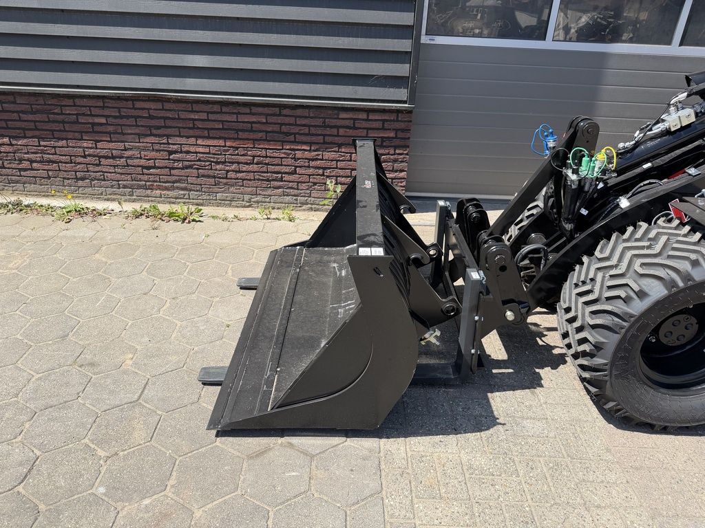 Giant G2700 X-TRA HD+ BLACK edition minishovel NIEUW