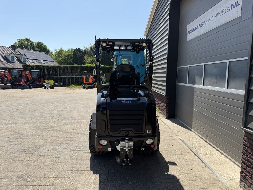Giant G2700 X-TRA HD+ BLACK edition minishovel NIEUW