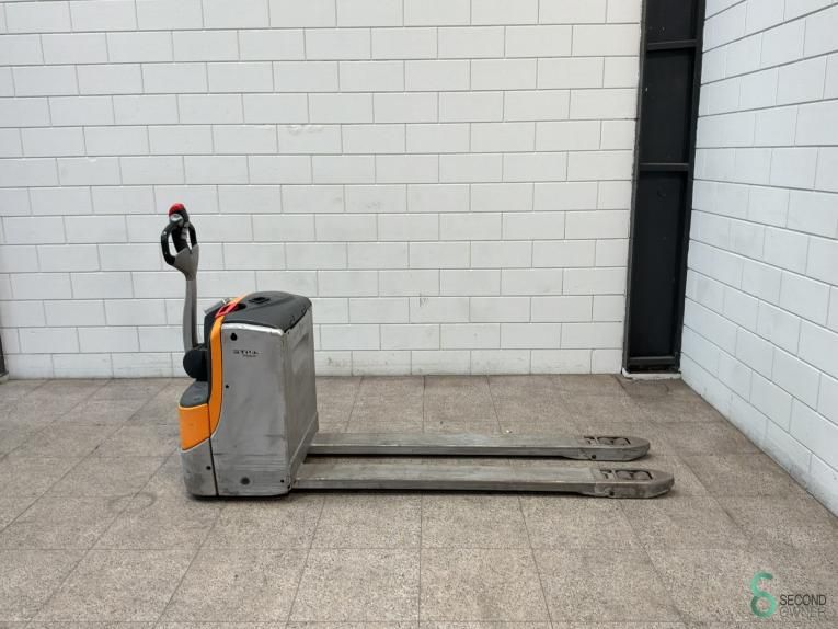 Pallet trucks Electric Still EXU20 2020