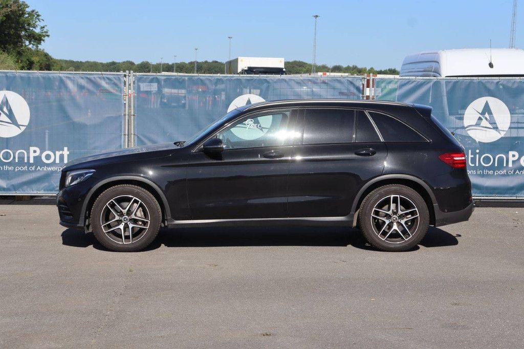 SUV Mercedes-Benz GLC Diesel 170hp 2019 (Margin)