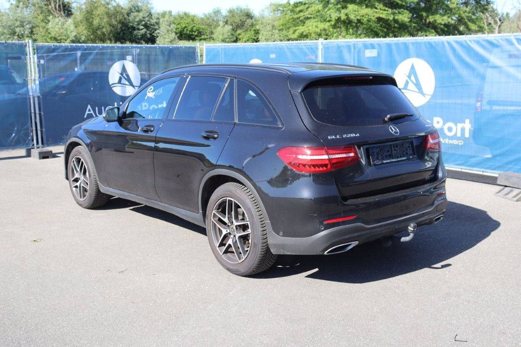 SUV Mercedes-Benz GLC Diesel 170hp 2019 (Margin)