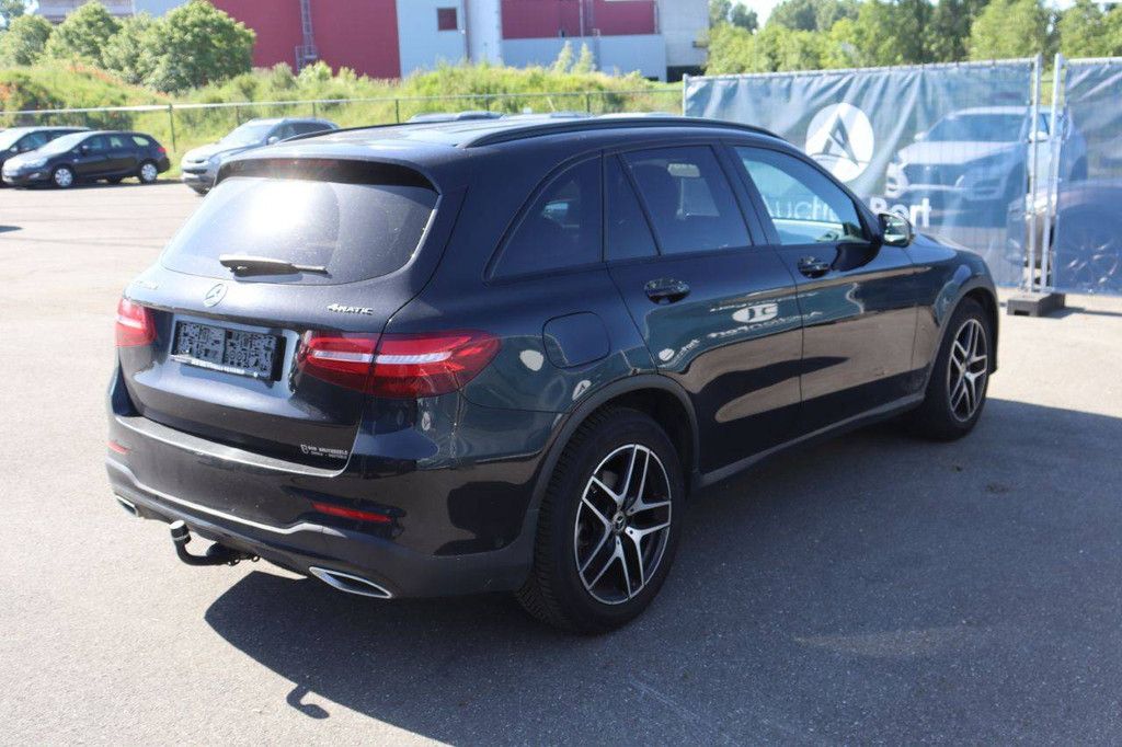 SUV Mercedes-Benz GLC Diesel 170hp 2019 (Margin)