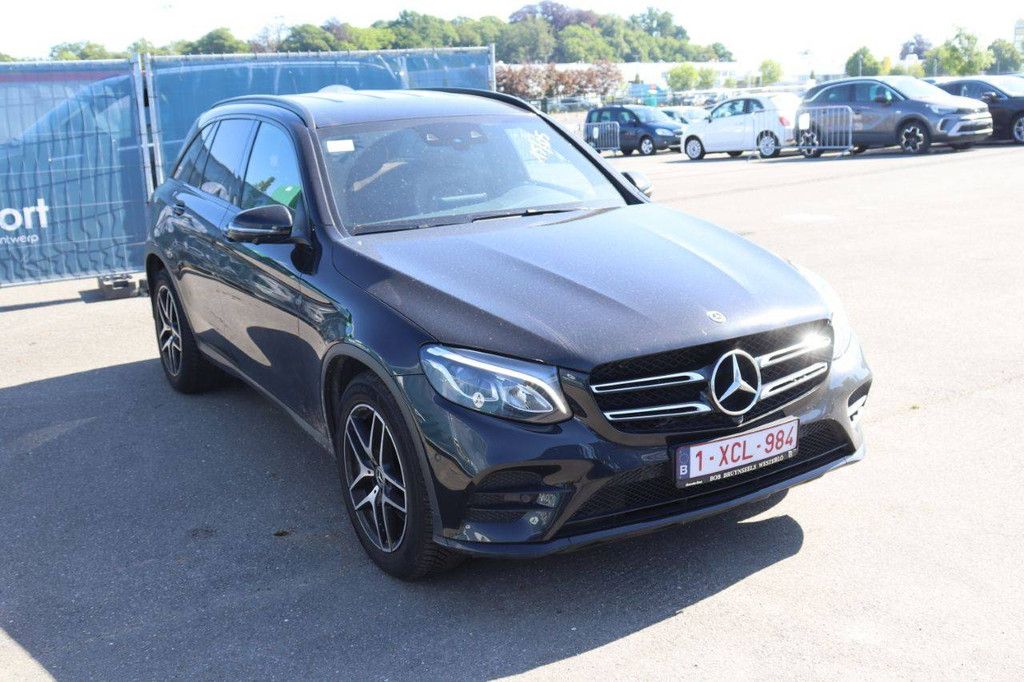 SUV Mercedes-Benz GLC Diesel 170hp 2019 (Margin)