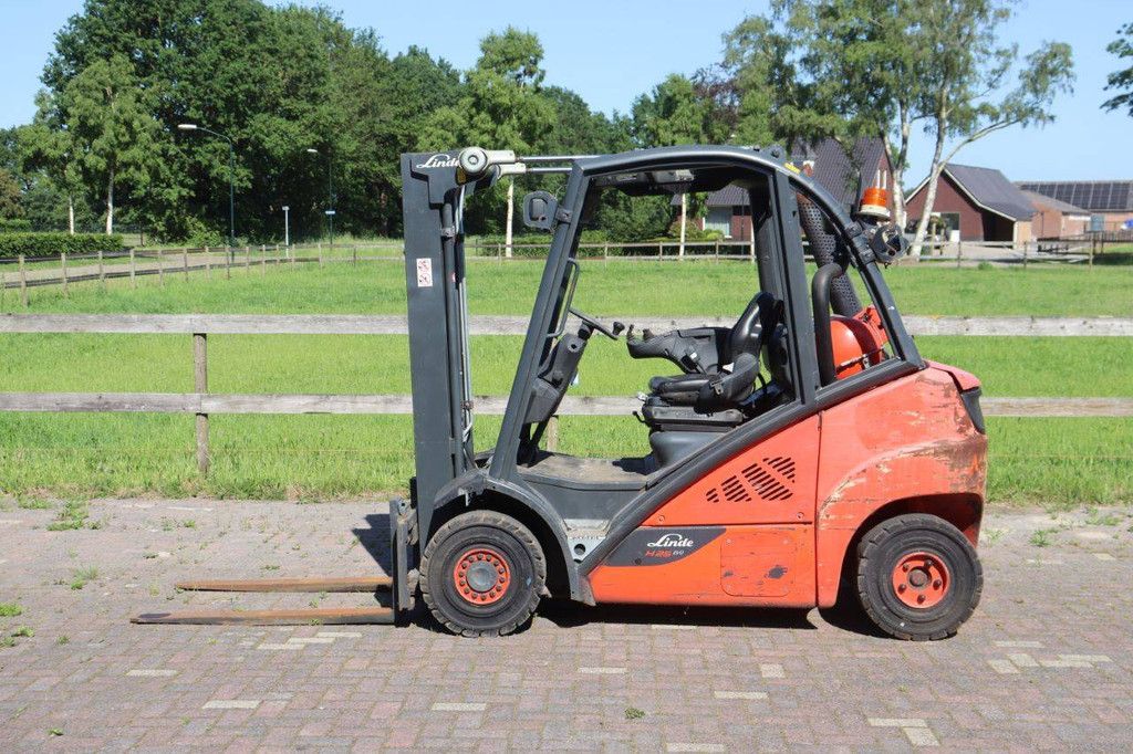 Gabelstapler Linde H25T-02 LPG 2500kg 7m 2018