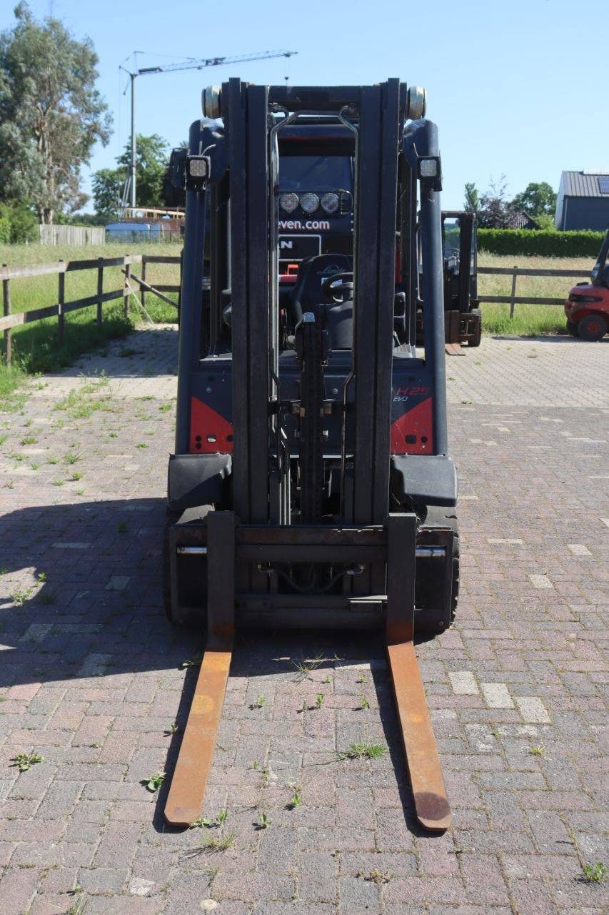Gabelstapler Linde H25T-02 LPG 2500kg 7m 2018