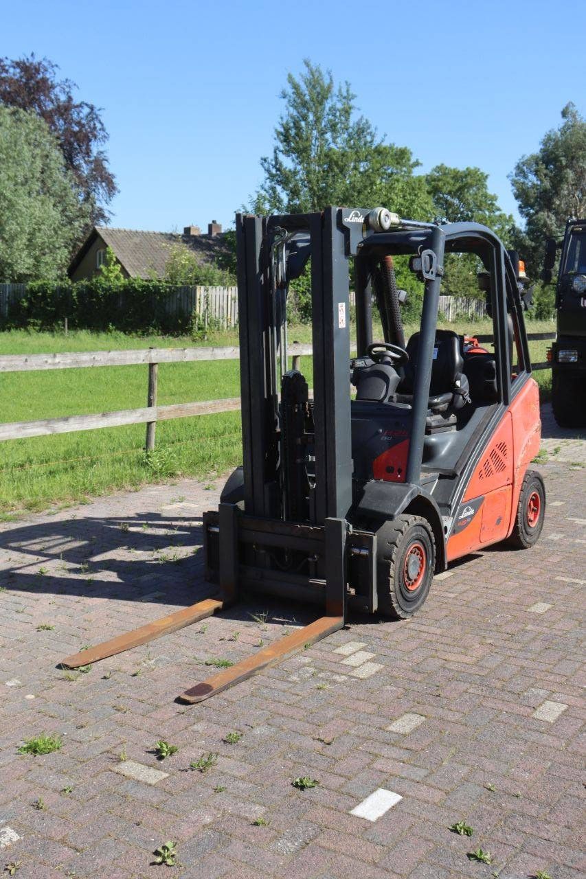 Gabelstapler Linde H25T-02 LPG 2500kg 7m 2018