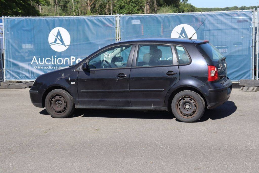 Pkw Volkswagen Polo Benzin 75 PS 2004 (Margin)