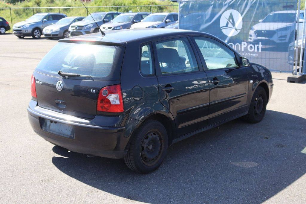 Pkw Volkswagen Polo Benzin 75 PS 2004 (Margin)