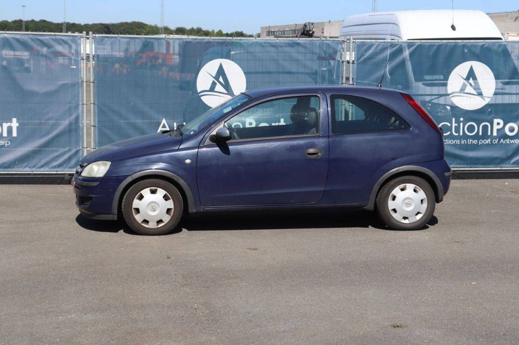 Pkw Opel Corsa Benzin 60 PS 2004 (Margin)