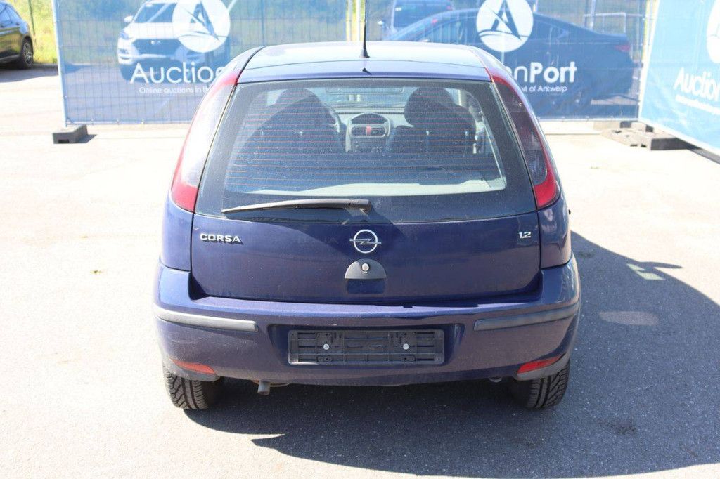 Pkw Opel Corsa Benzin 60 PS 2004 (Margin)