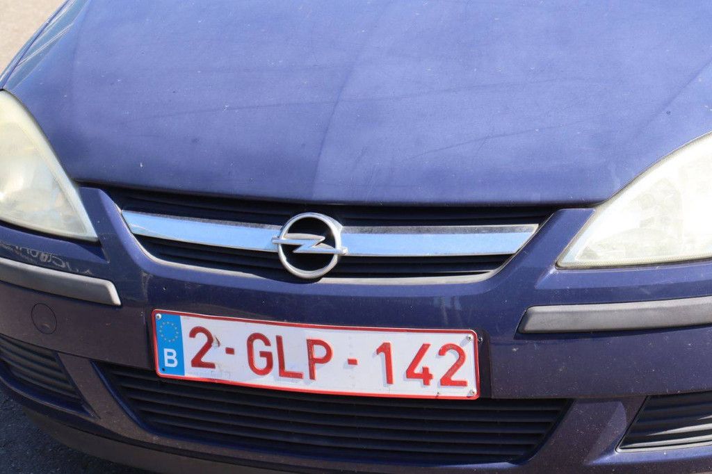 Pkw Opel Corsa Benzin 60 PS 2004 (Margin)