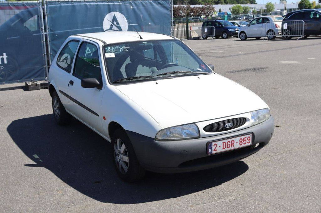Personenauto Ford Fiesta Benzine 70pk 1999